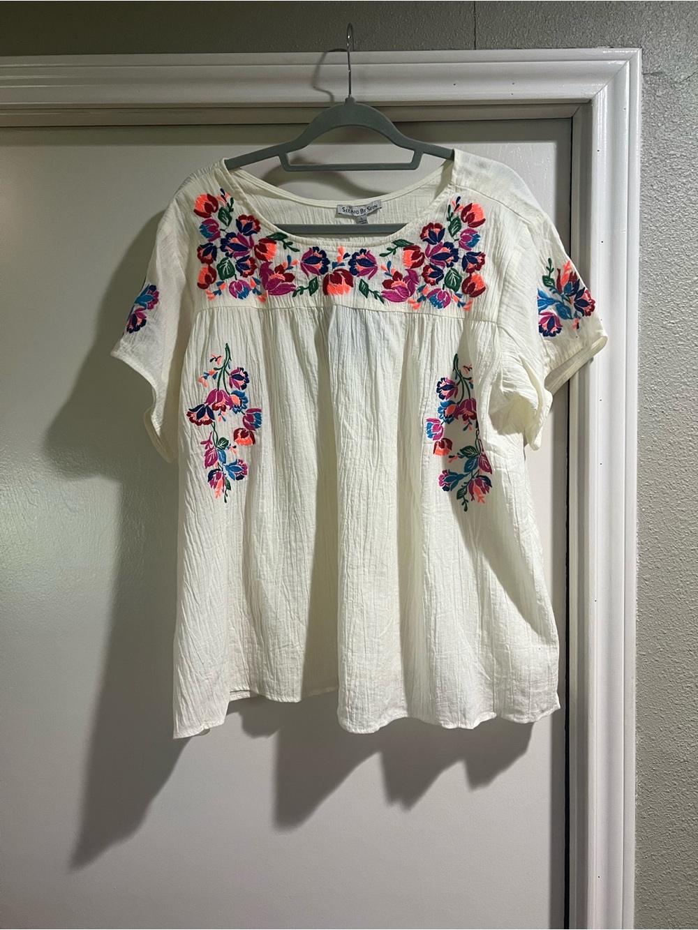 Embroidered Floral Ivory Boho Blouse